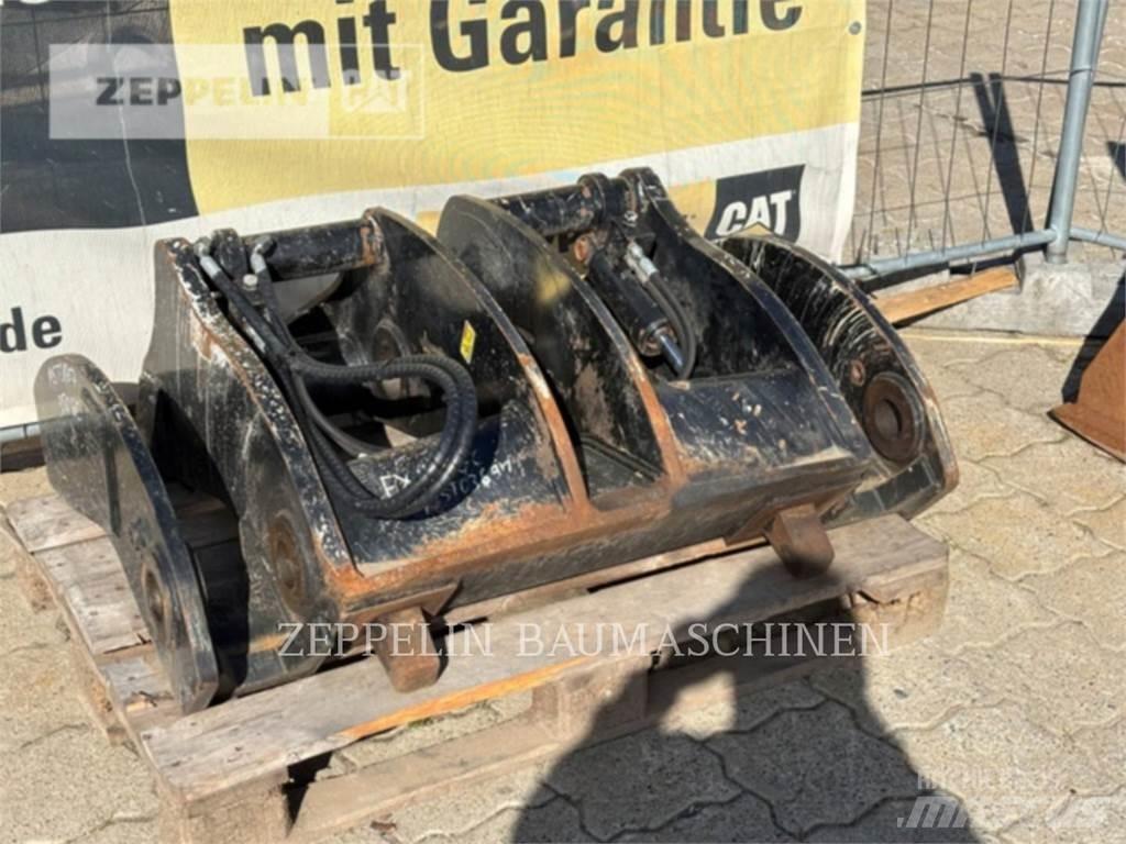 CAT FC950 Rýchlospojky
