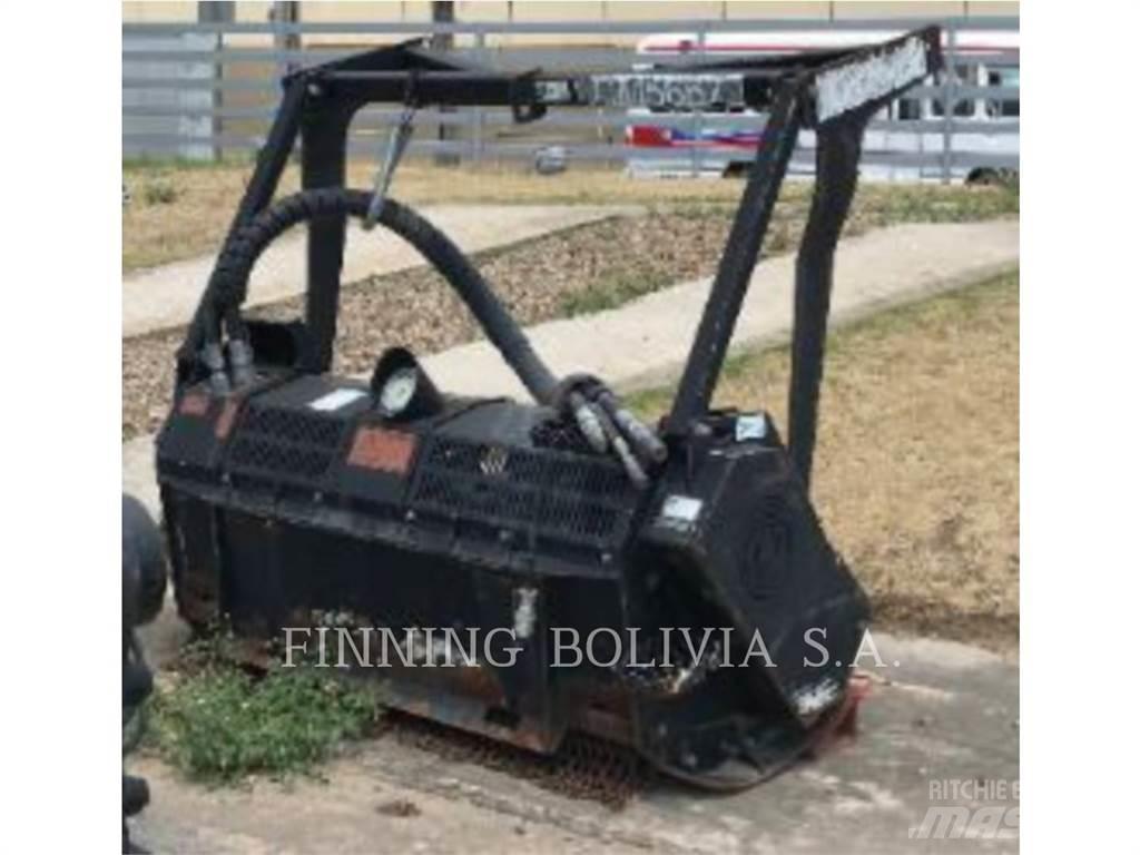 CAT HM135C Lesné mulčovače