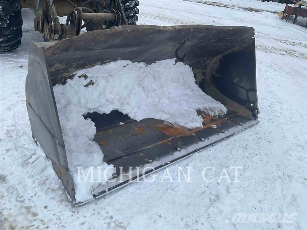 CAT IT28G Kolesové nakladače