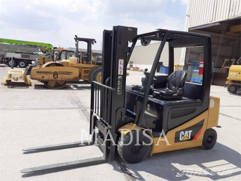 CAT LIFT TRUCKS 2EP5000 Iné