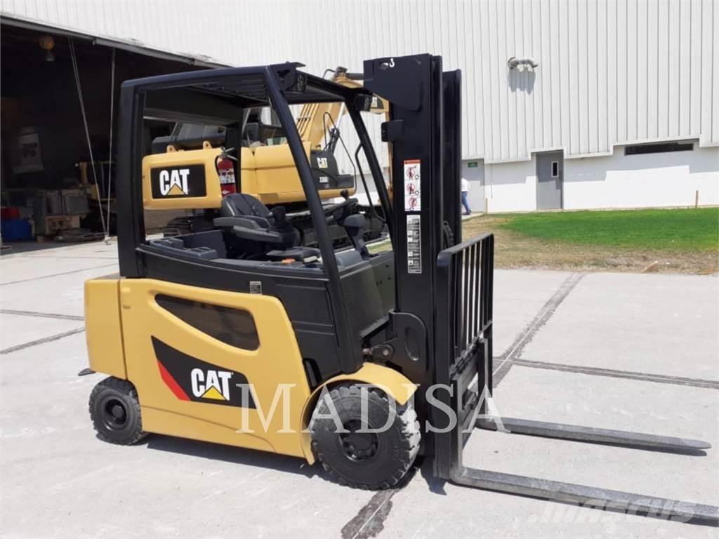 CAT LIFT TRUCKS 2EP5000 Iné