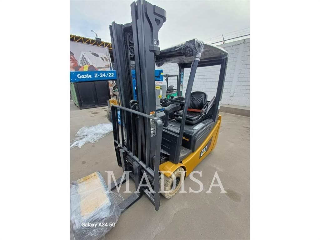 CAT LIFT TRUCKS 2ET3000 Iné
