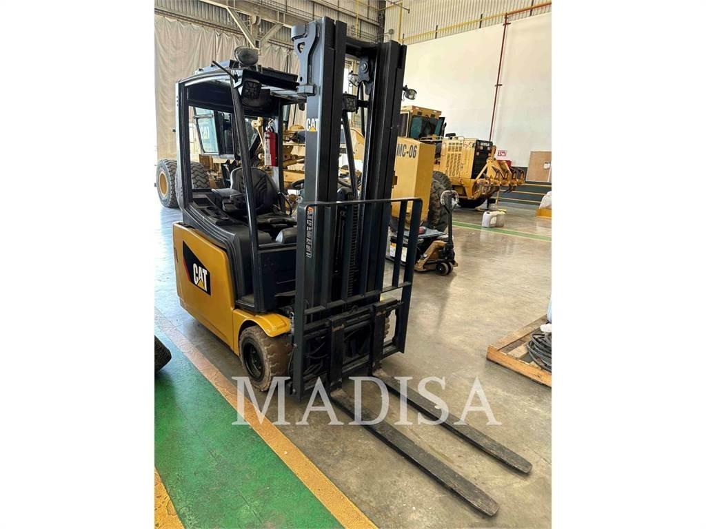 CAT LIFT TRUCKS 2ET4000 Iné