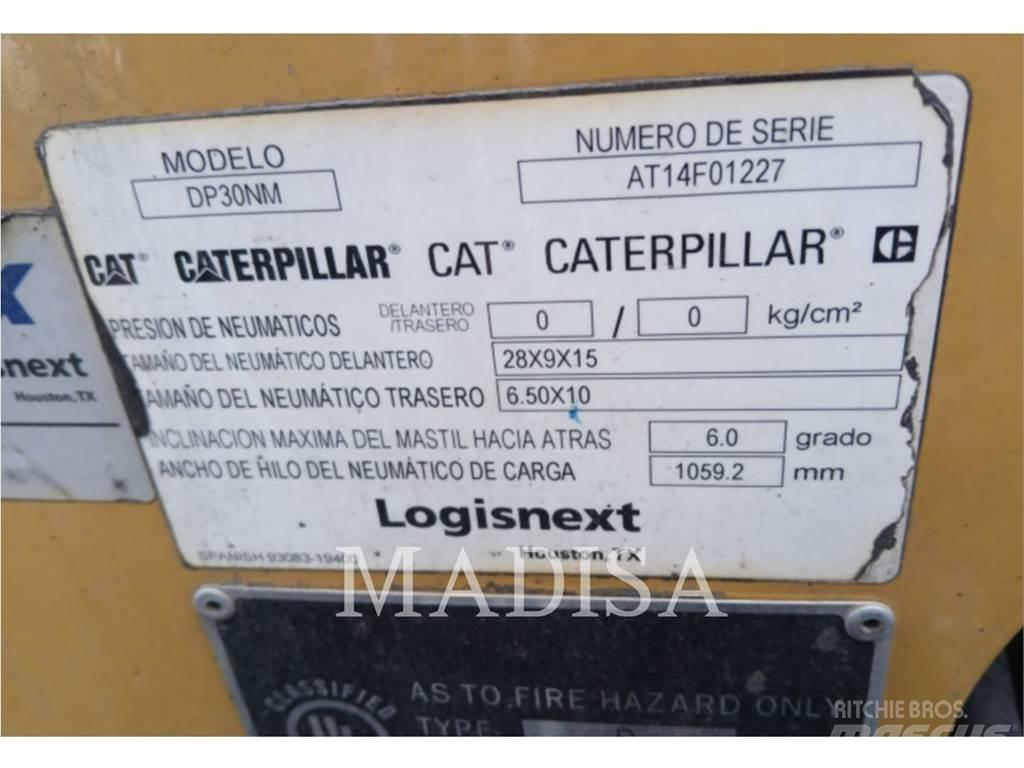 CAT LIFT TRUCKS DP30NM Dieselové vozíky