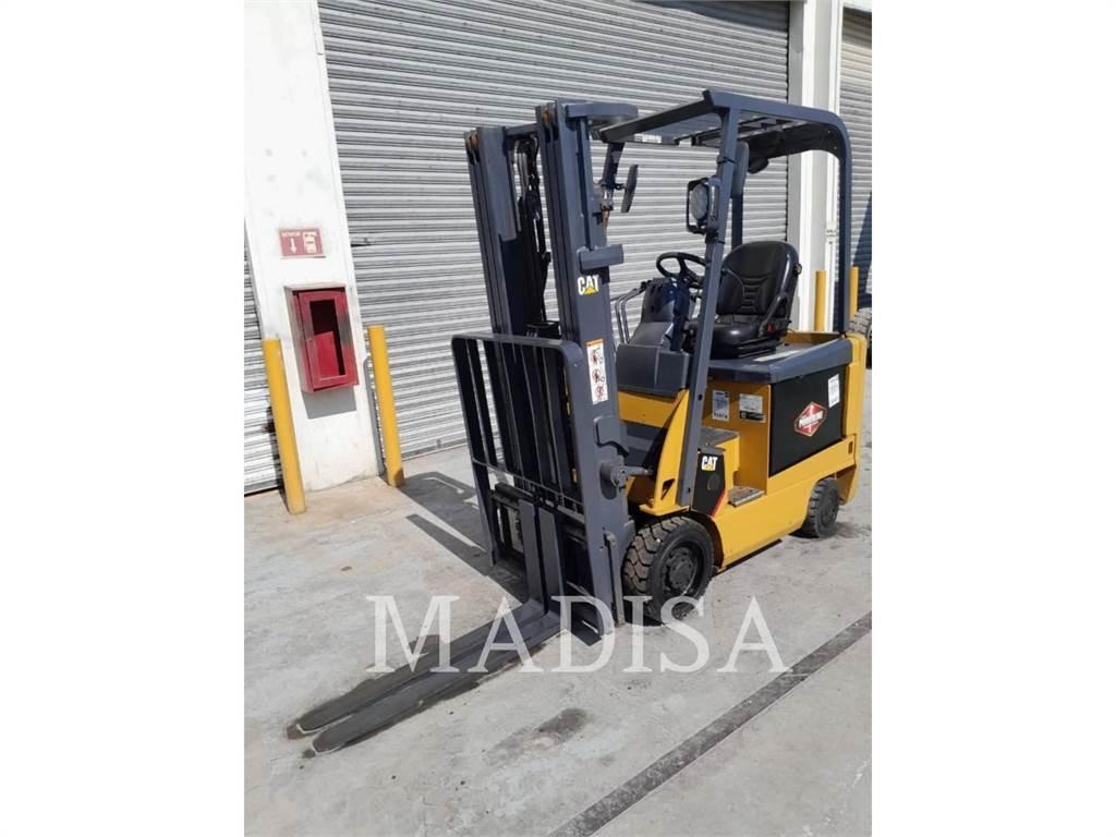 CAT LIFT TRUCKS E3500 Iné