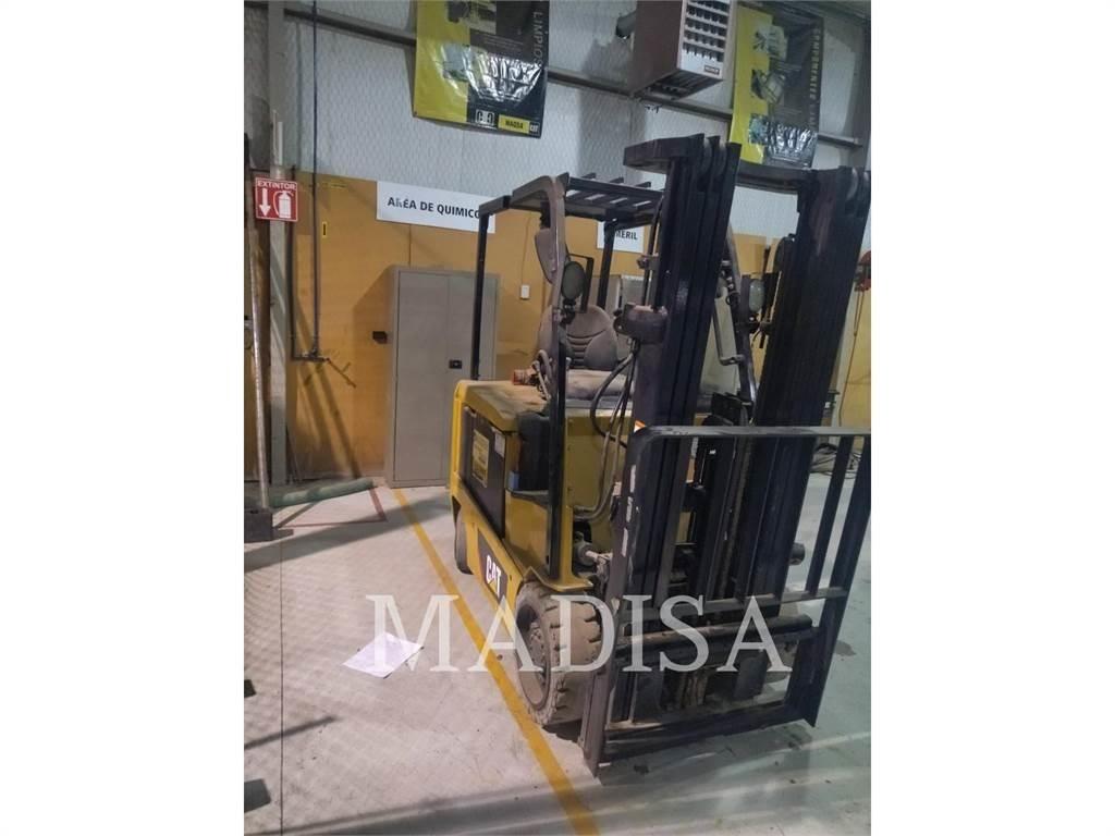 CAT LIFT TRUCKS EC25LN2 Iné