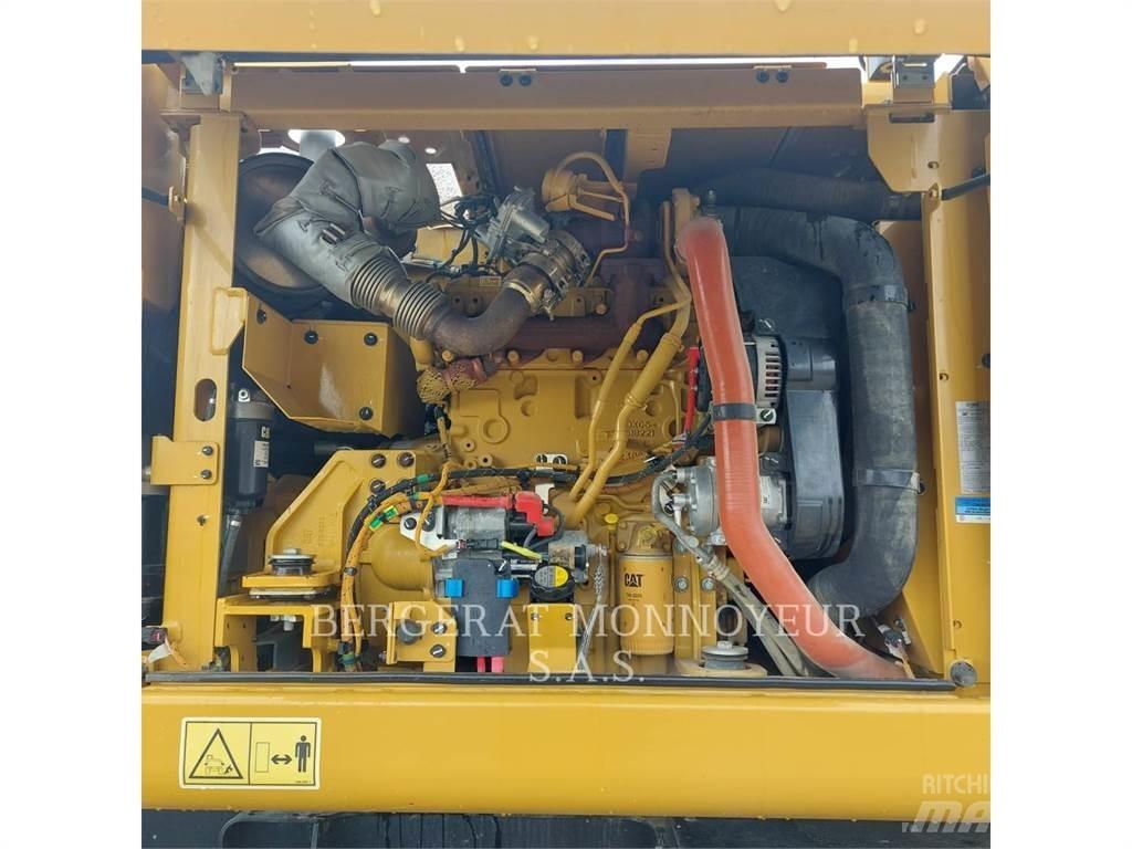 CAT M315 Kolesové rýpadlá