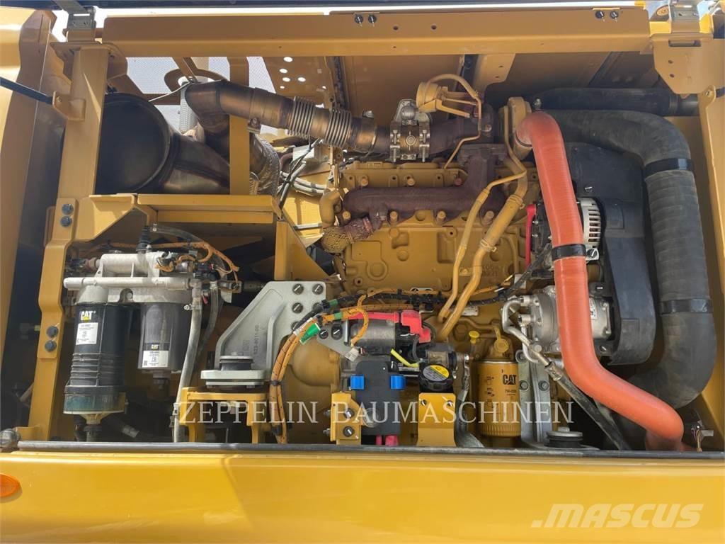 CAT M316-07A Kolesové rýpadlá