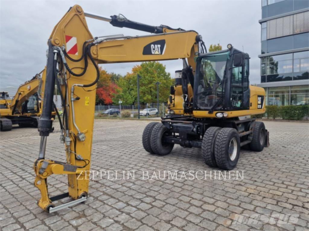 CAT M318D Kolesové rýpadlá