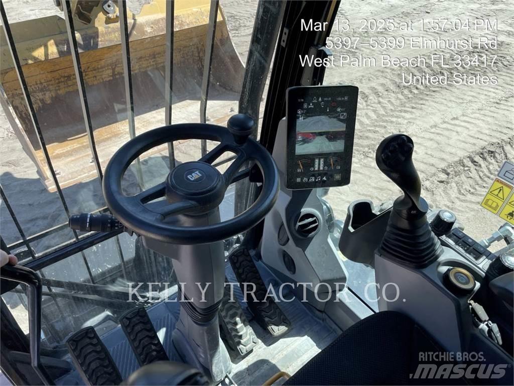 CAT M320 Kolesové rýpadlá