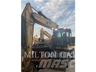 CAT M320F Kolesové rýpadlá