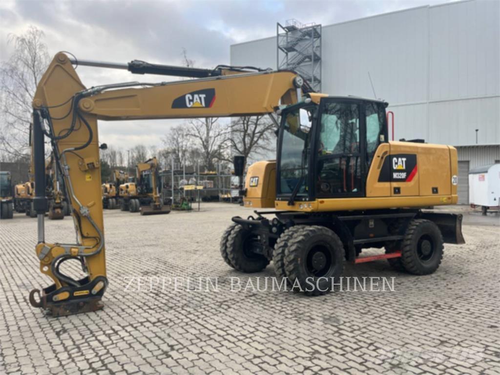 CAT M320F Kolesové rýpadlá