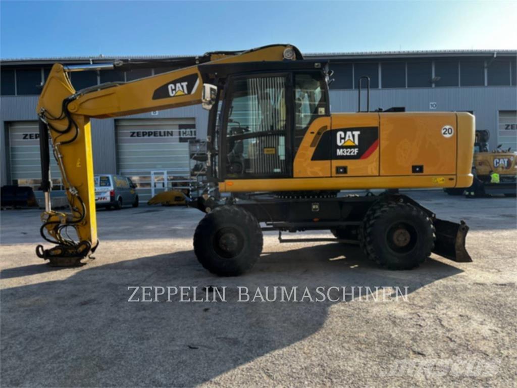 CAT M322F Kolesové rýpadlá