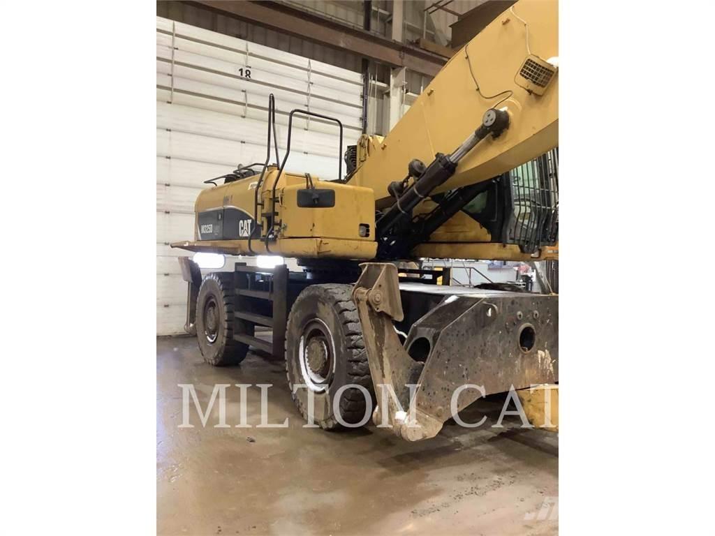 CAT M325D L MH Demolačné rýpadlá