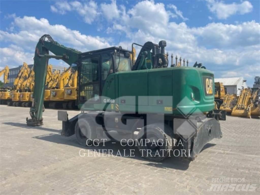 CAT MH3022 Kolesové rýpadlá