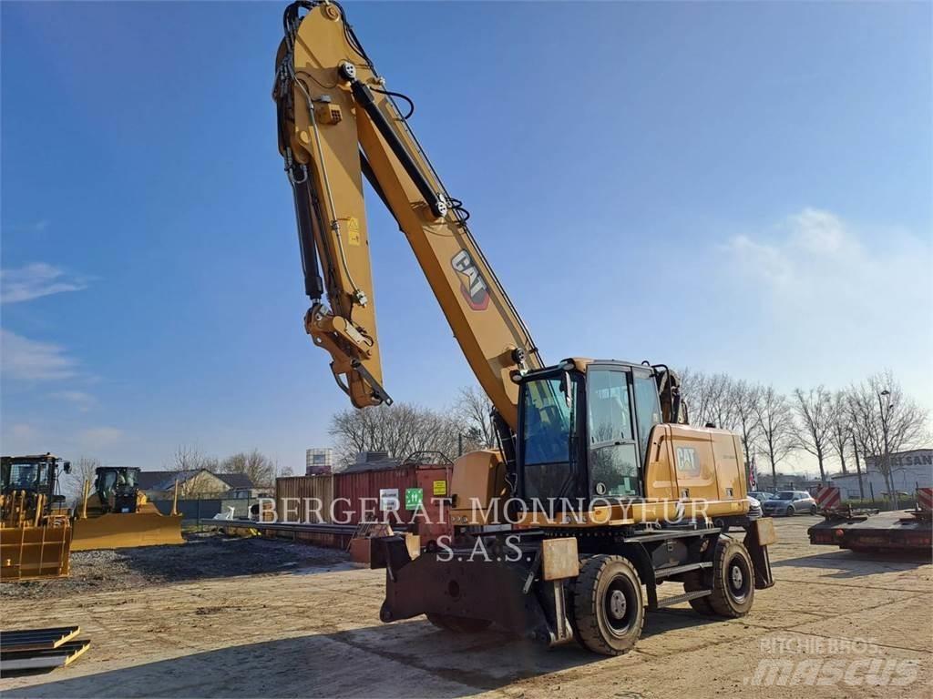 CAT MH3024 Kolesové rýpadlá