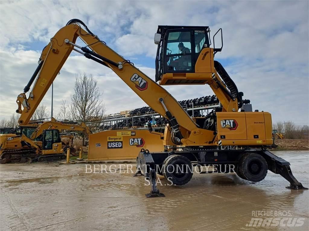 CAT MH3024 Kolesové rýpadlá