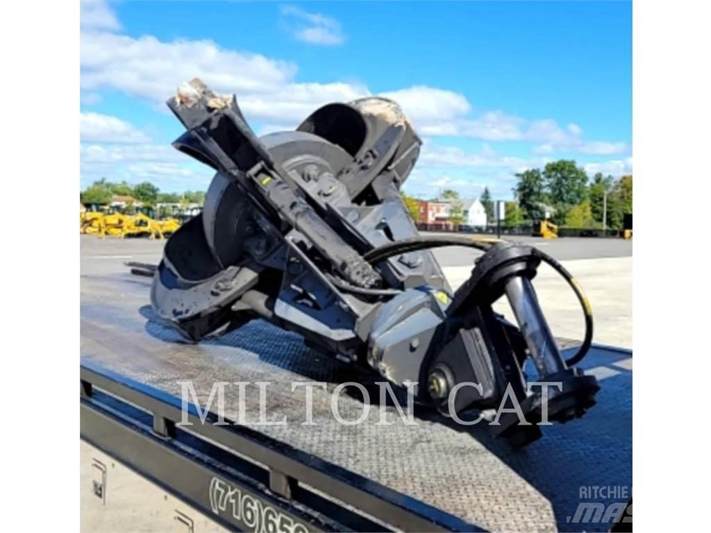 CAT MH3026 Kolesové rýpadlá