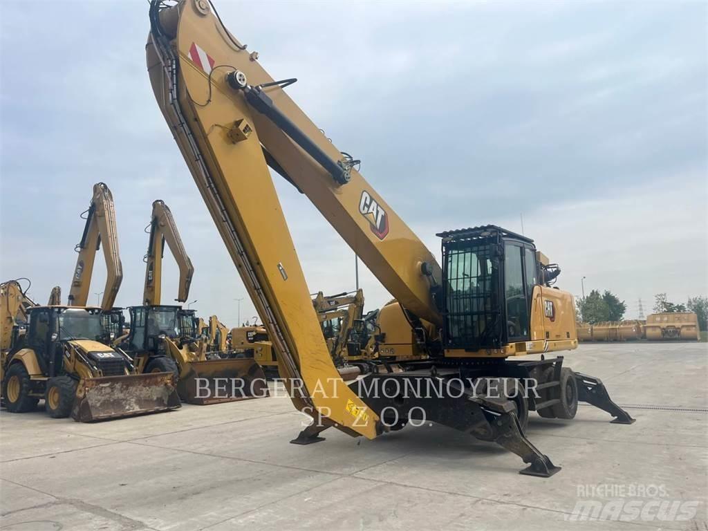 CAT MH3026 Kolesové rýpadlá