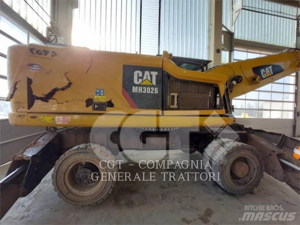 CAT MH3026 Kolesové rýpadlá