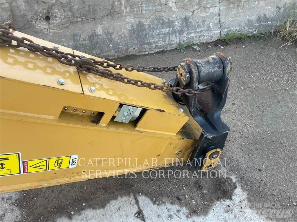 CAT MH3250 Kolesové rýpadlá