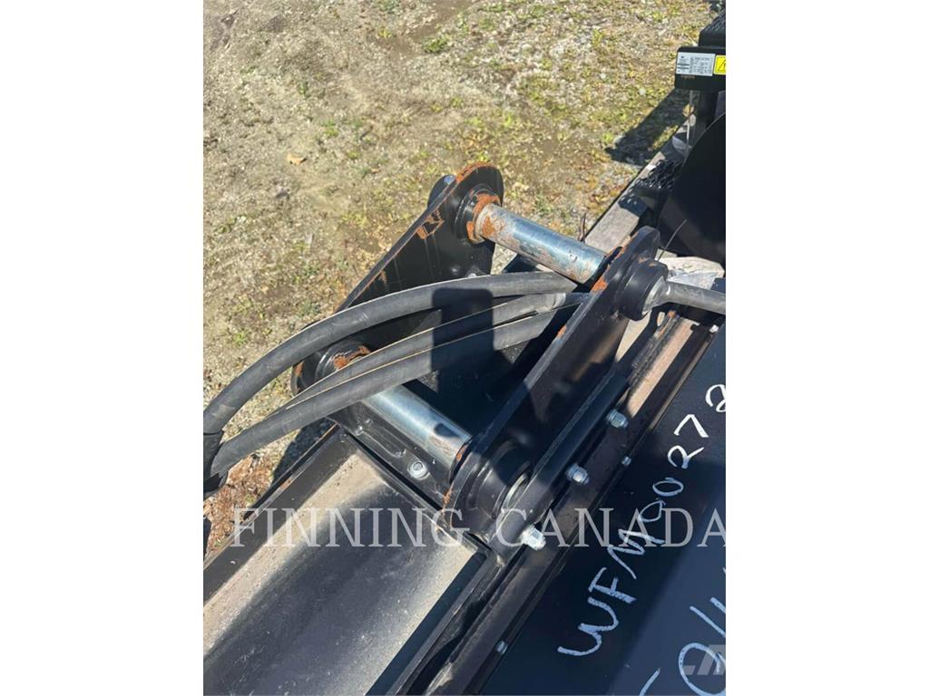 CAT MH8-FM-HMF210 Žacie stroje