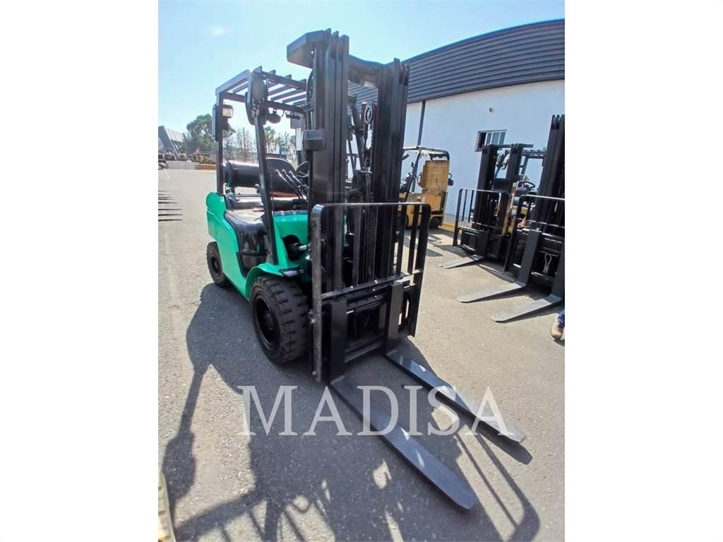 CAT MITSUBISHI FG30N-LP Iné