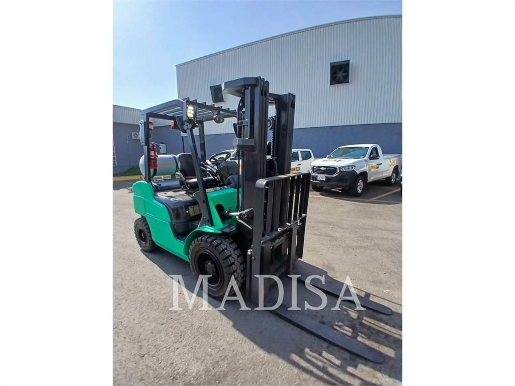 CAT MITSUBISHI FG30N-LP Iné