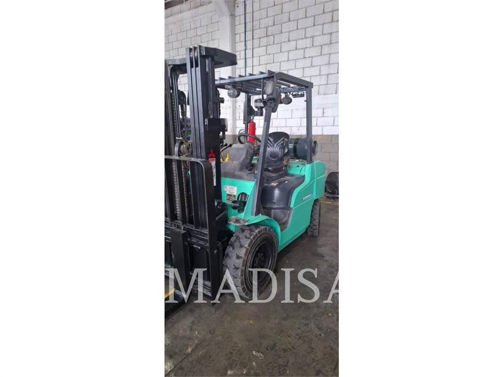 CAT MITSUBISHI FG30N-LP Iné