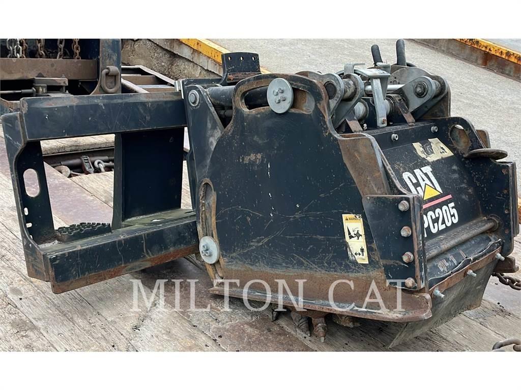 CAT PC205 COLD PLANER Cestné frézy