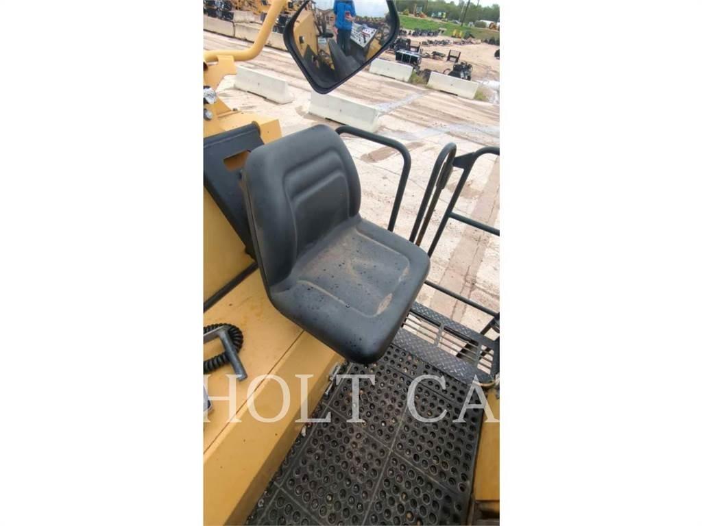 CAT PM200 Recyklovače asfaltu