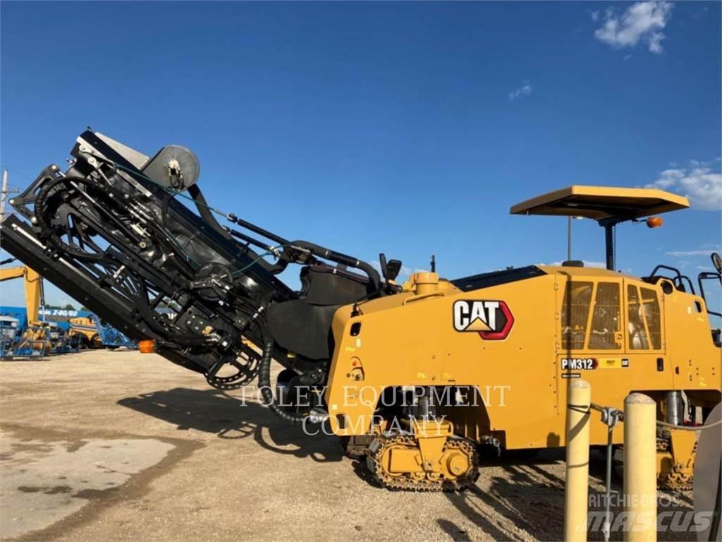 CAT PM312-02 Finišéry