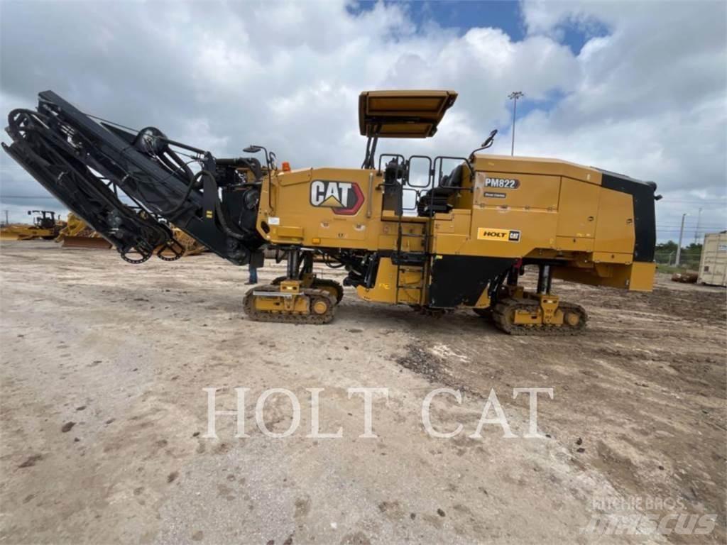 CAT PM822 Recyklovače asfaltu