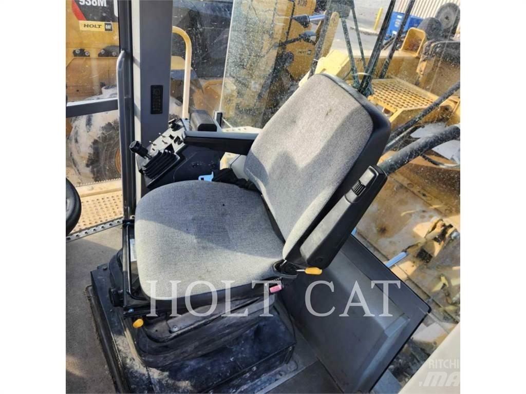 CAT RM300 Recyklovače asfaltu