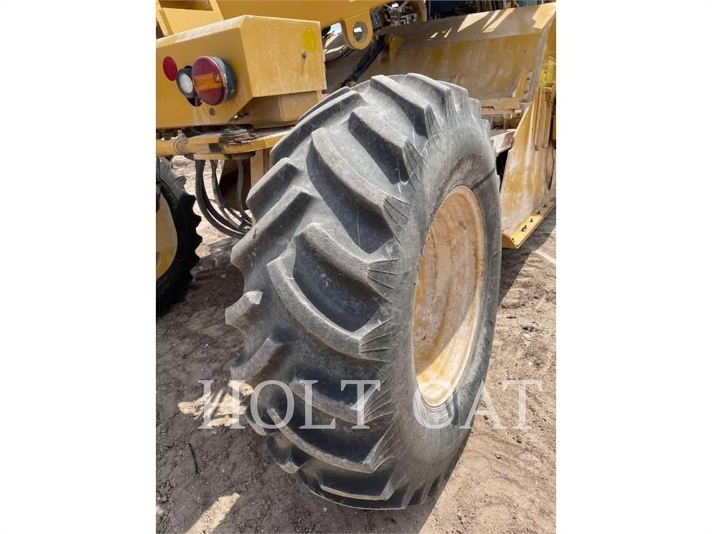 CAT RM400 Recyklovače asfaltu