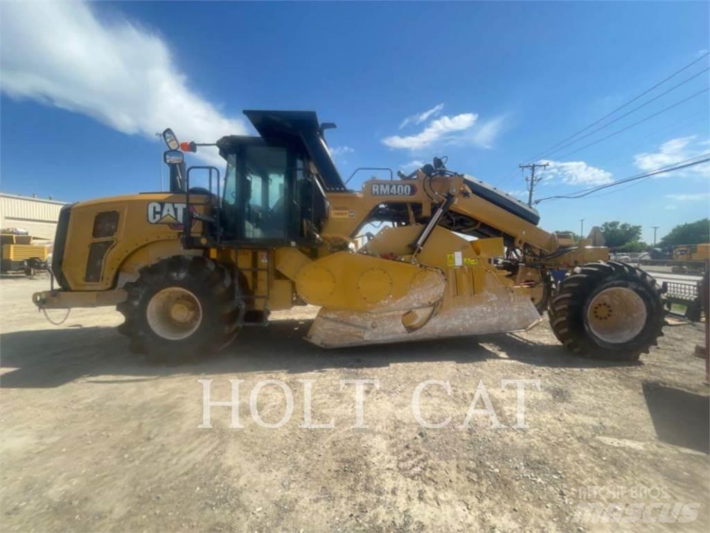 CAT RM400 CAB Recyklovače asfaltu