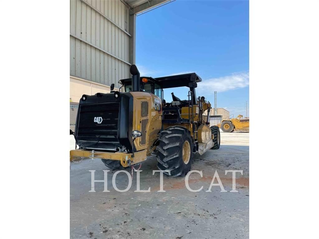 CAT RM400 CAB Recyklovače asfaltu