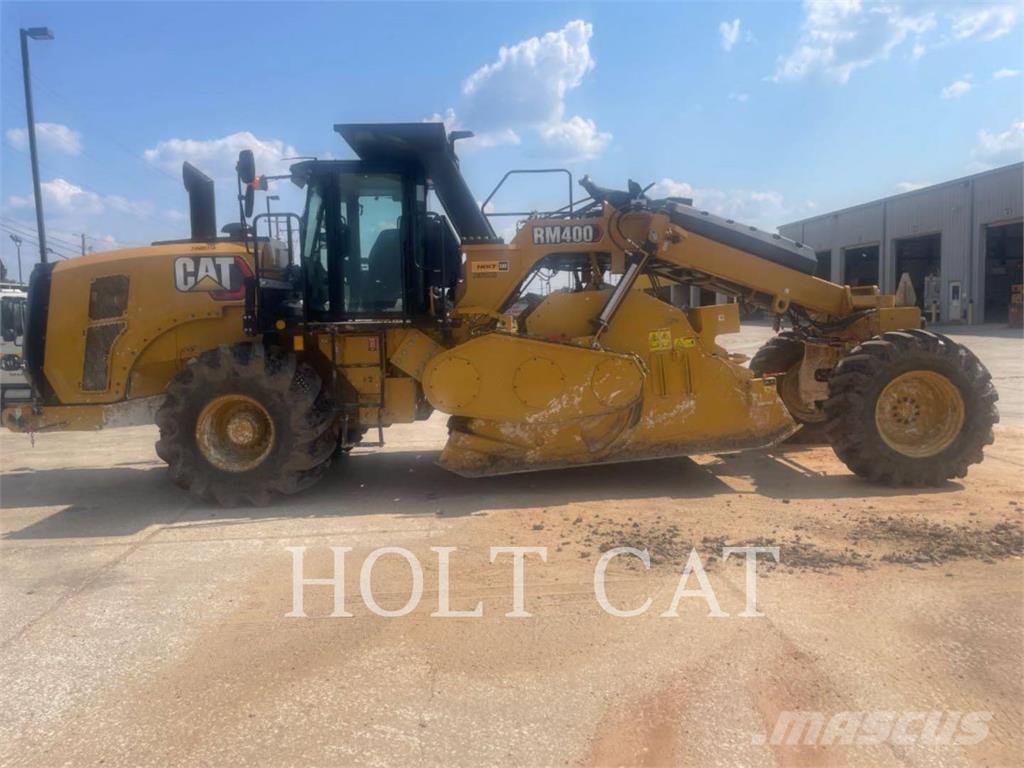 CAT RM400 CAB Recyklovače asfaltu