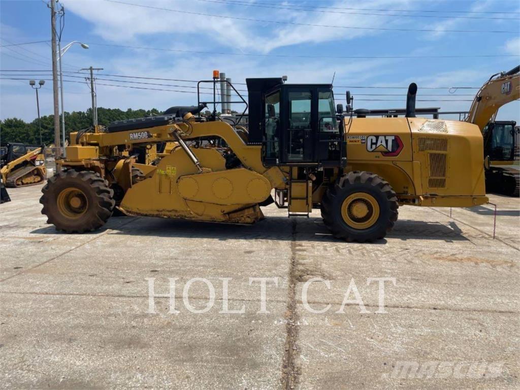 CAT RM500 CAB Recyklovače asfaltu