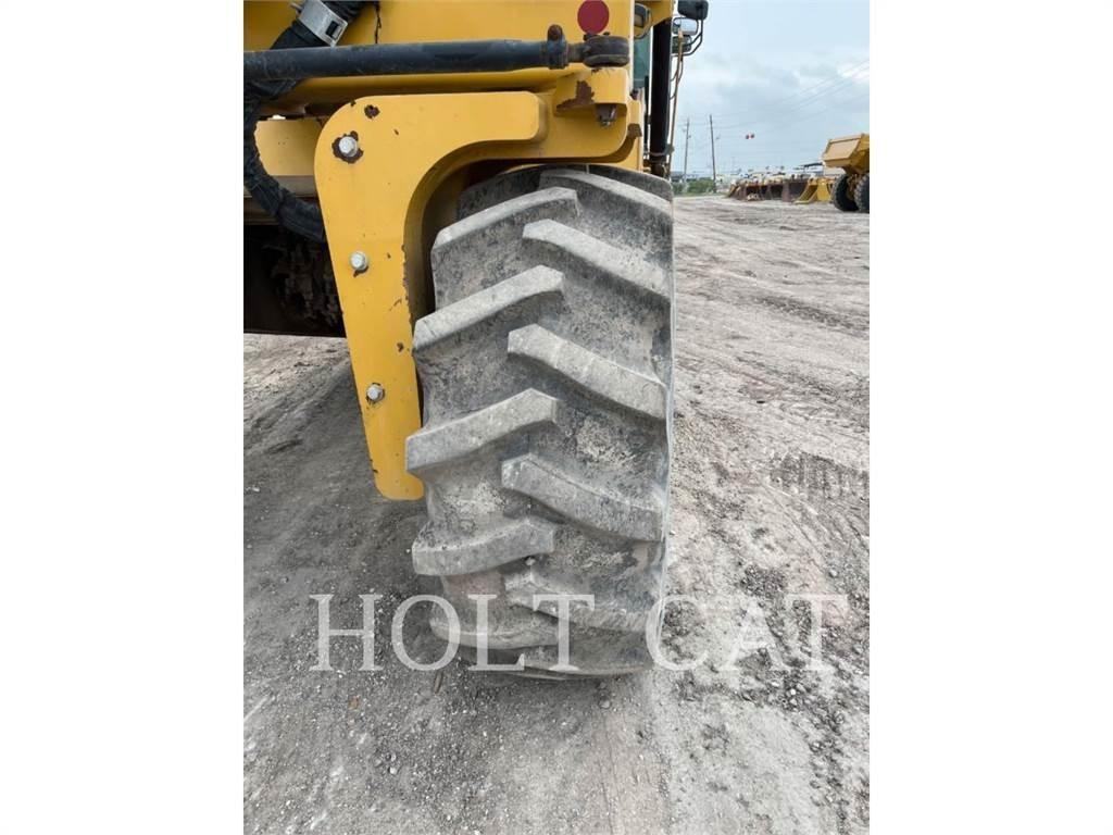CAT RM500B CAB Recyklovače asfaltu
