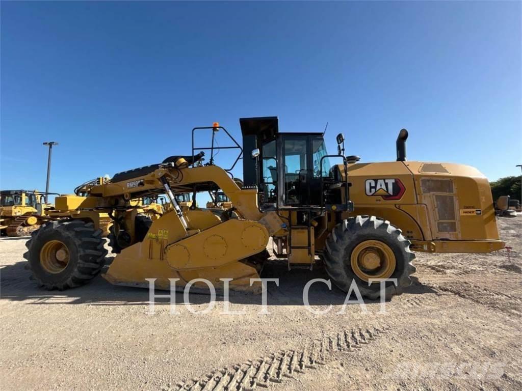CAT RM500B CAB Recyklovače asfaltu