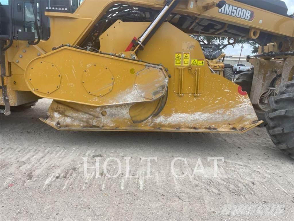 CAT RM500B CAB Recyklovače asfaltu