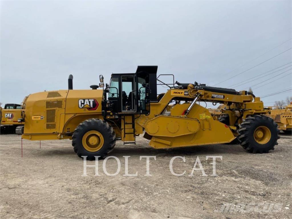 CAT RM500B CAB Recyklovače asfaltu