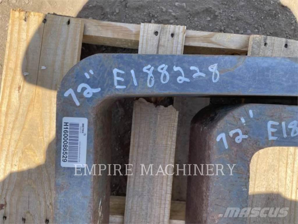 CAT TH TNS72 Vidlica