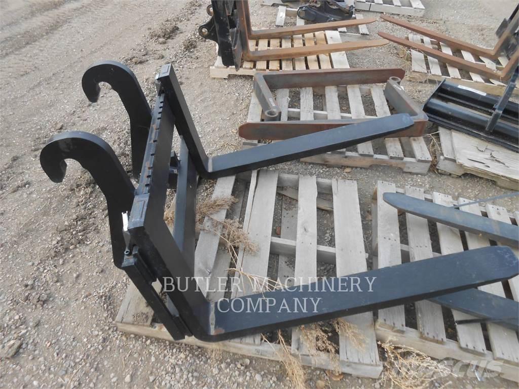 CAT TH408 FORKS Vidlica