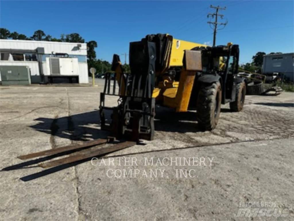 CAT TL 1055 C Teleskopické manipulátory