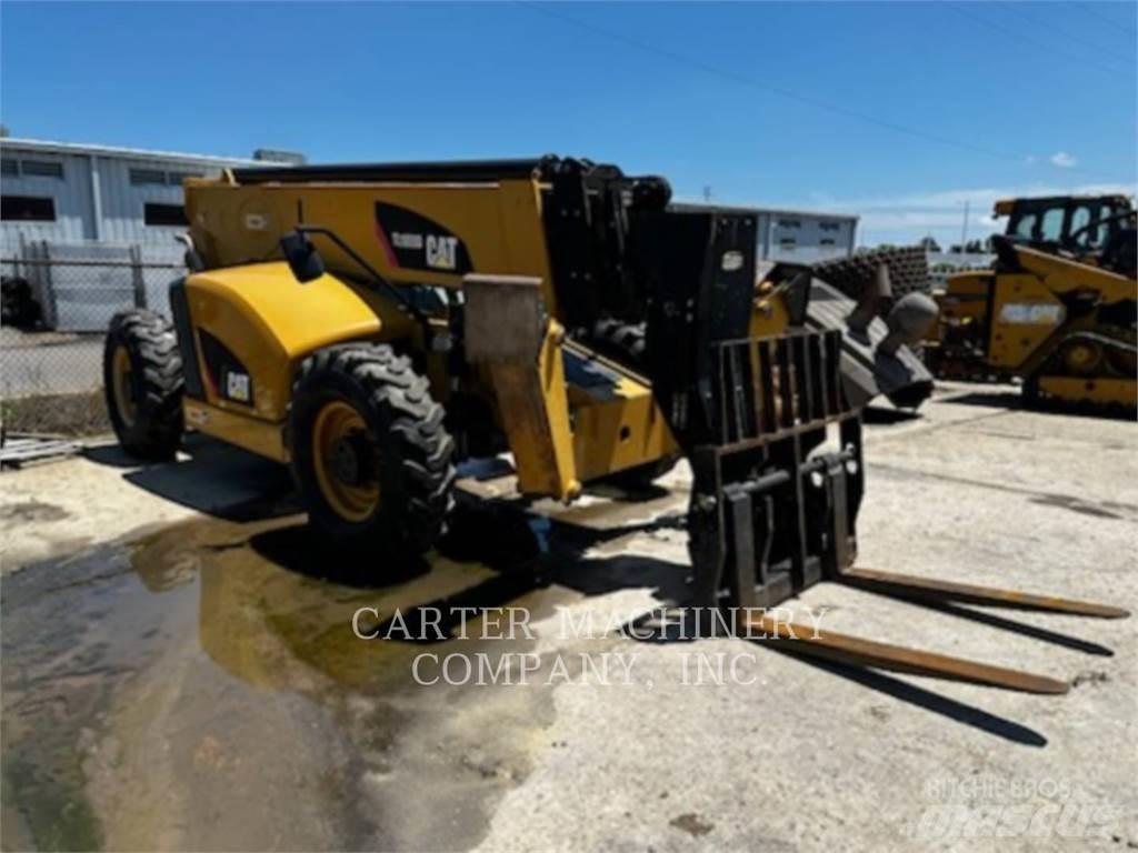 CAT TL1055 D Teleskopické manipulátory