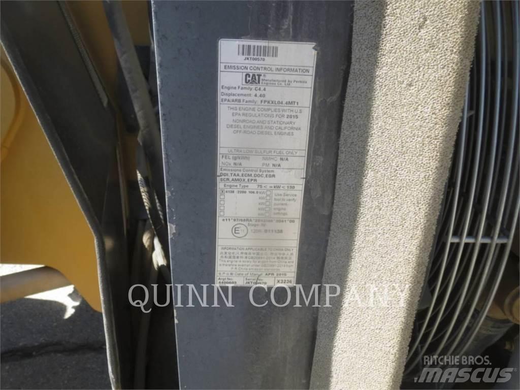 CAT TL1055D Teleskopické manipulátory