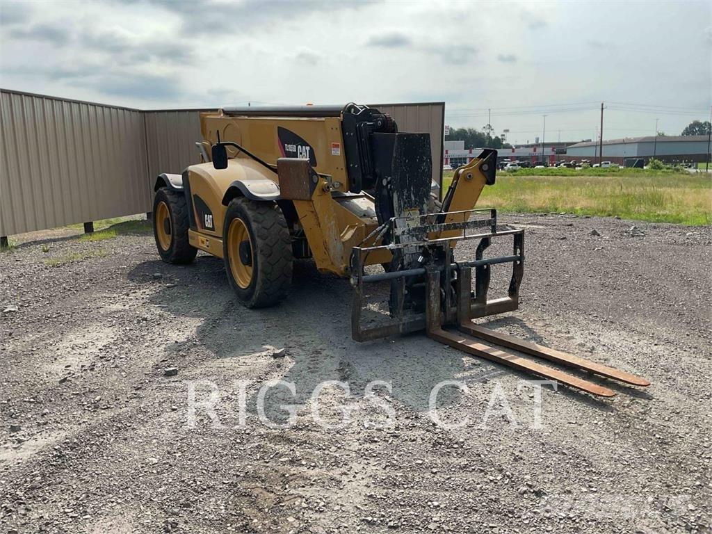 CAT TL1055D Teleskopické manipulátory