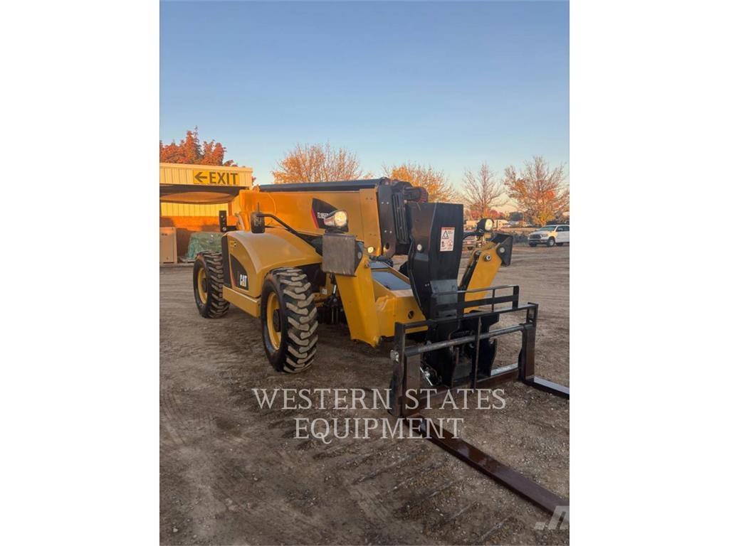 CAT TL1055D Teleskopické manipulátory